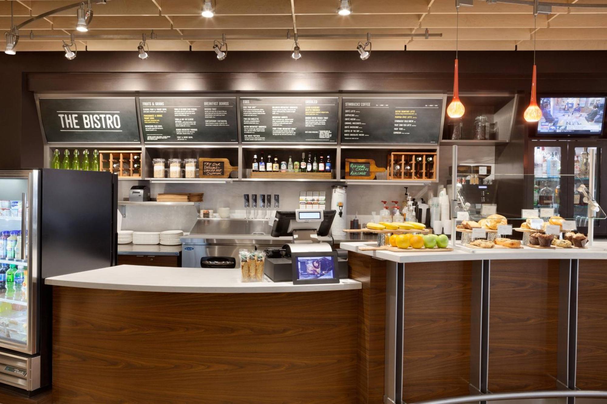 Courtyard By Marriott Boston Dedham/Westwood Hotel Exterior photo
